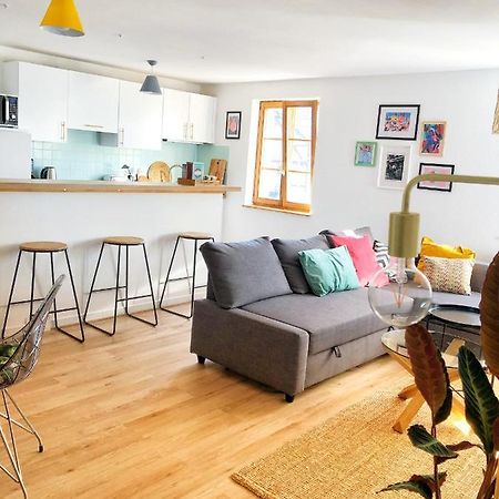 Charming Apartment Basel Border - 3 Bedrooms Hegenheim Eksteriør bilde